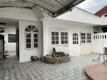 ขายถูก บ้านแฝดชั้นเดียว 32 ตร.วา ประชานิเวศน์ งามวงศ์วาน พร้อมเข้าอยู่ โทร 094-4535666